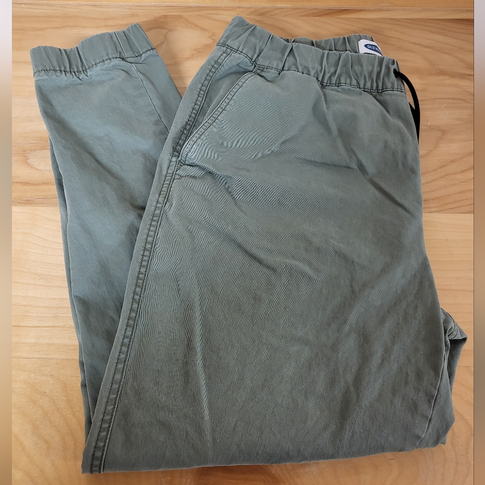 Old Navy Green The Modern Jogger Pants